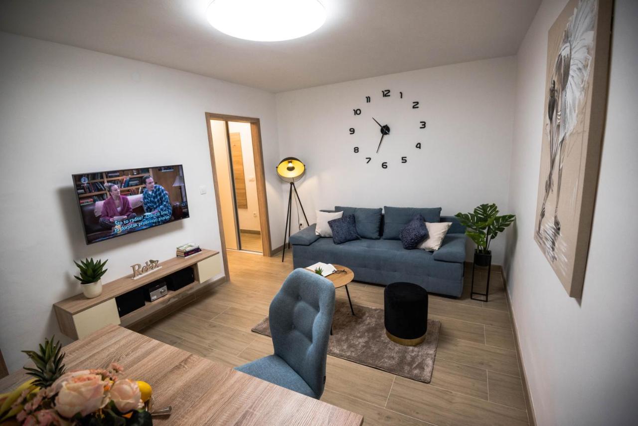 N & D Apartment ชิเบนิก ภายนอก รูปภาพ