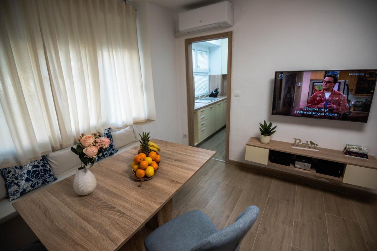 N & D Apartment ชิเบนิก ภายนอก รูปภาพ